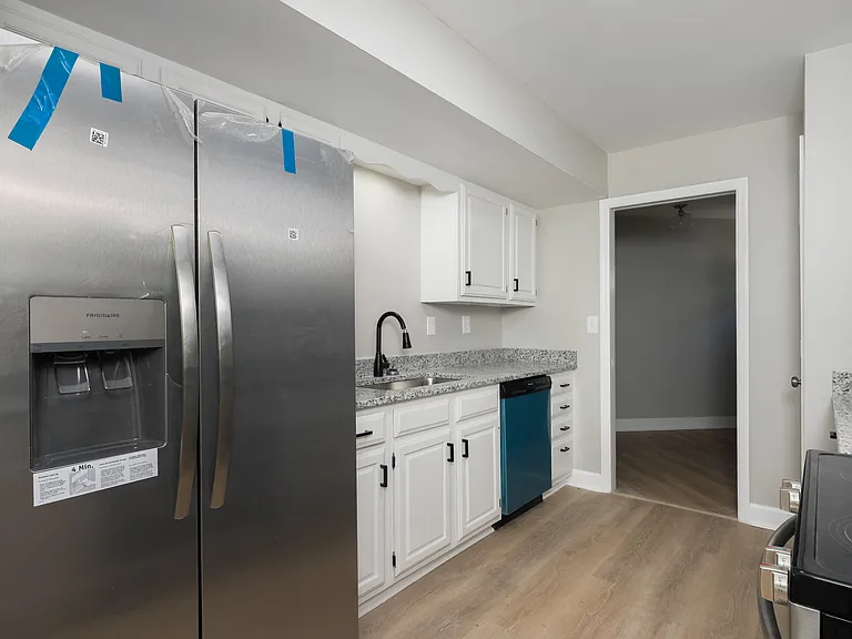 10 Kennedy Ct #B — Photo 4