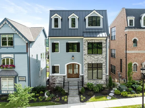 2885 Walworth Ave, Cincinnati, OH 45226