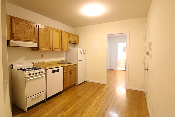 Rented by Guidance Realty Corp. | media 10