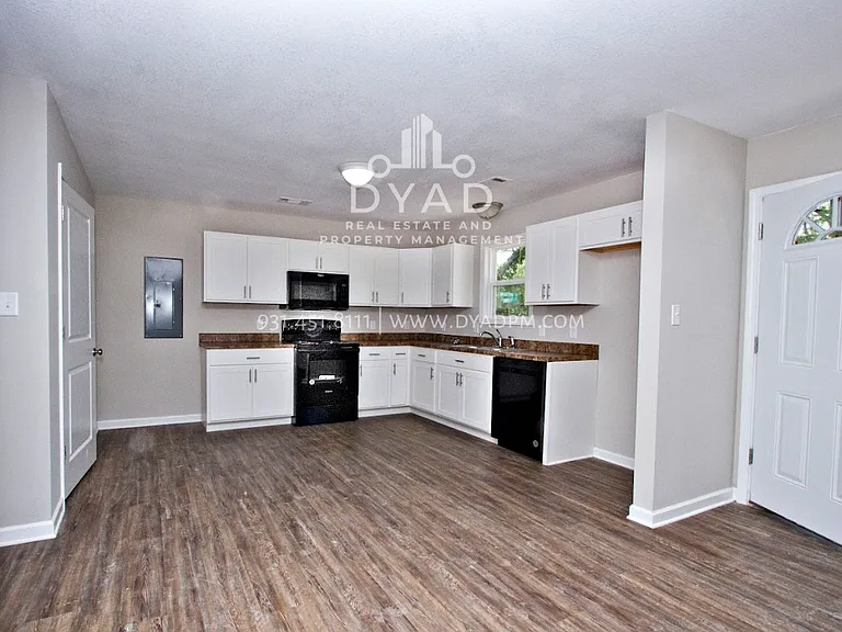 1301 Cumberland St — Photo 9