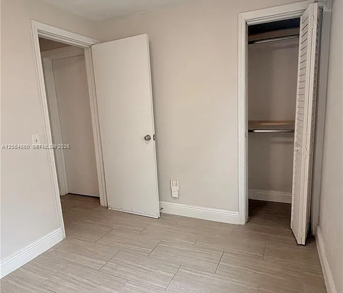250 SW 7th St — Photo 19