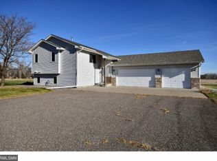 22807 Holly St NW, Bethel, MN 55005