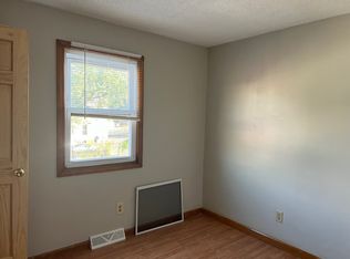 403 Oakland St, Springfield, MA 01108