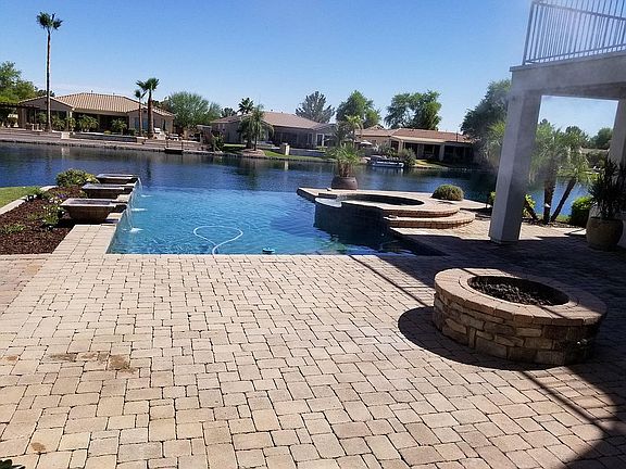 2nd image of 455 E Lynx Way