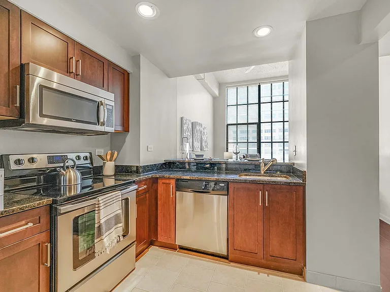 Packard kitchen 2
