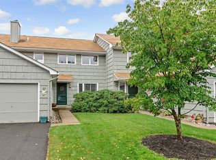 57 Sunset Ct, Mahwah, NJ 07430