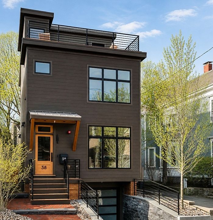 1st image of 38 Hubbard Ave