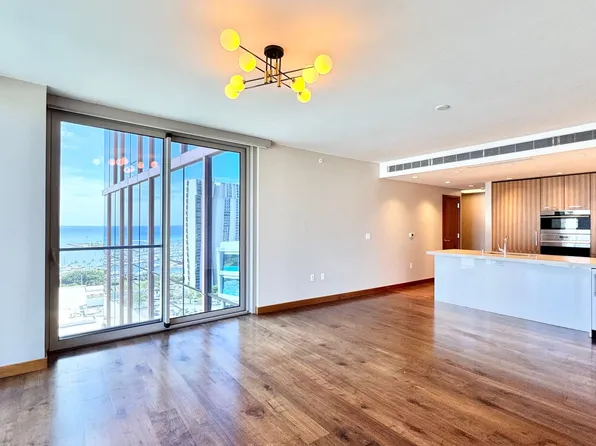 1555 Kapiolani Blvd, Honolulu, HI