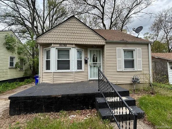 16195 Robson St, Detroit, MI 48235