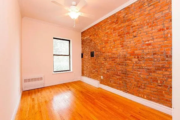 Rented by Compass | media 27