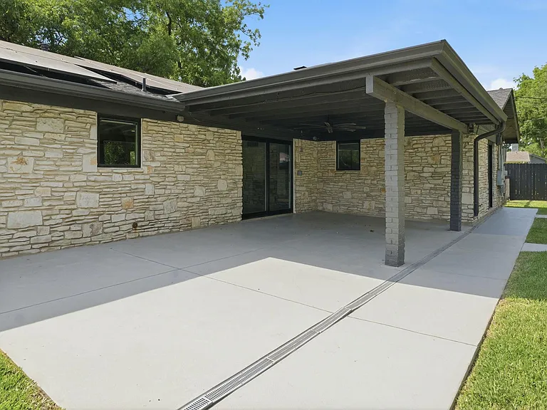 7600 Shoal Creek Blvd — Photo 31