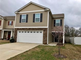 3008 Apple Orchard Pl, Dallas, NC 28034