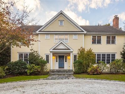 1215 Bronson Rd, Fairfield, CT, 06824
