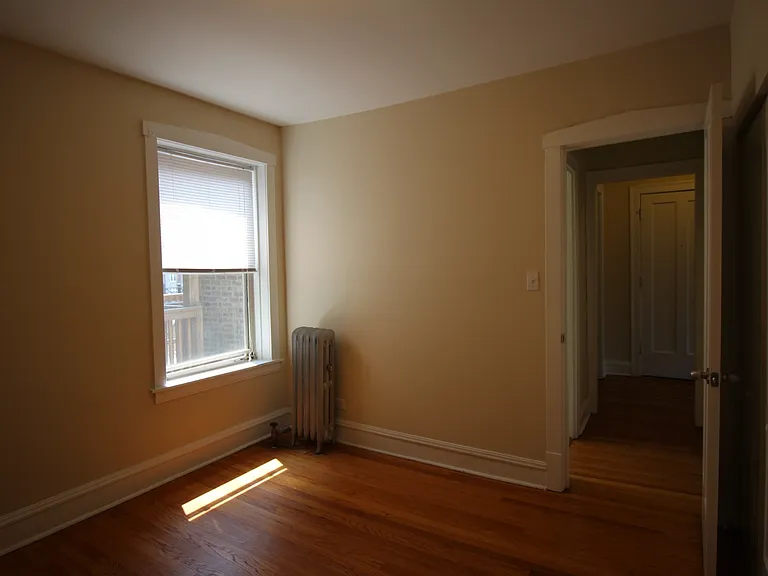 2337 W Rosemont Ave — Photo 3