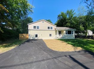 123 Main St, Highland Falls, NY 10928