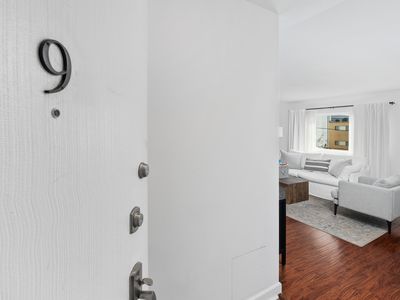 11836 Mayfield Ave #9A, Los Angeles, CA, 90049