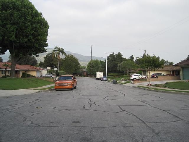 2nd image of 623 Crestglen Rd