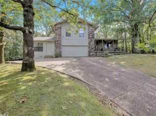 1422 Kings Mountain Dr, Little Rock, AR 72211
