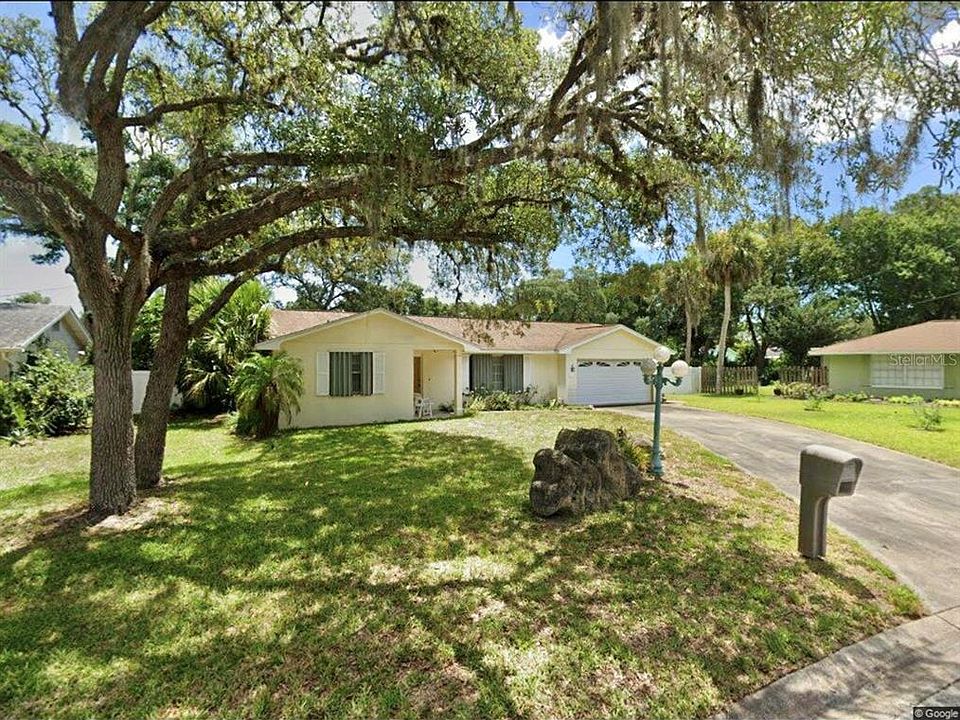 1st image of 132 LINDENWOOD CIRCLE E