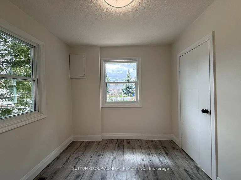 386 Irene Dr — Photo 12