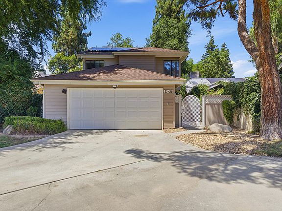 3rd image of 1624 E Castleview Drive