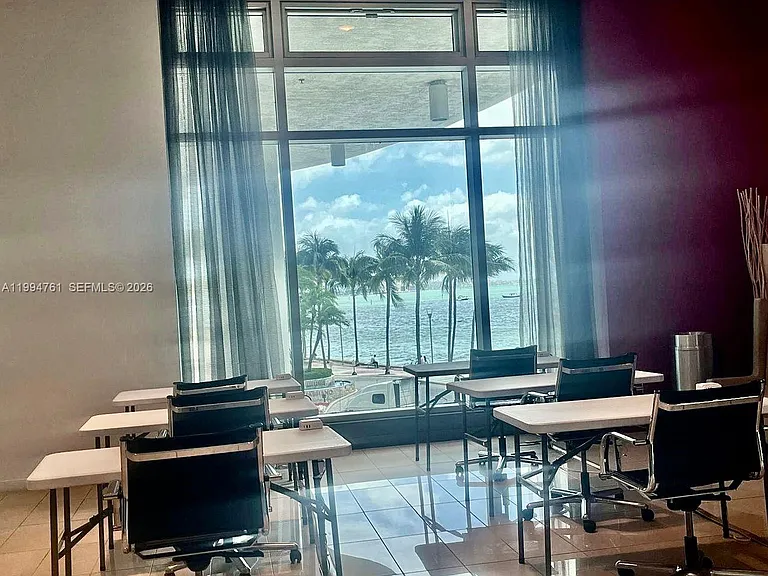 300 S Biscayne Blvd #T-2012 — Photo 23