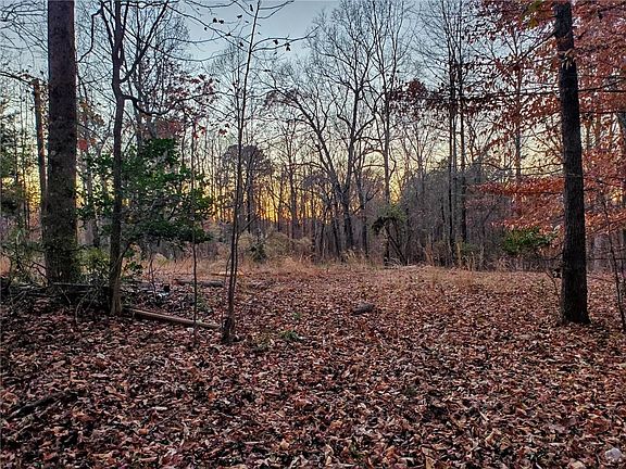 3rd image of 2245 Holly Ct Lot 501