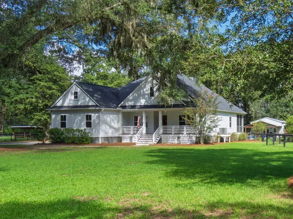 7836 Louis Berry Ln, Edisto Island, SC 29438