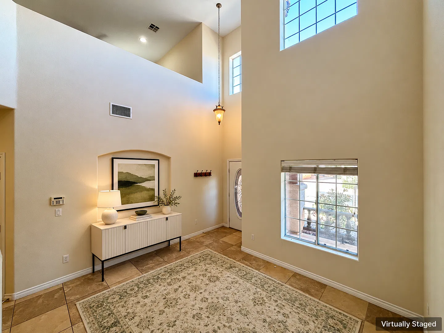 Gorgeous 3Bed/3Bath/2Car, 2-Story Home located in Caparola at Southern Highlands — Photo 2