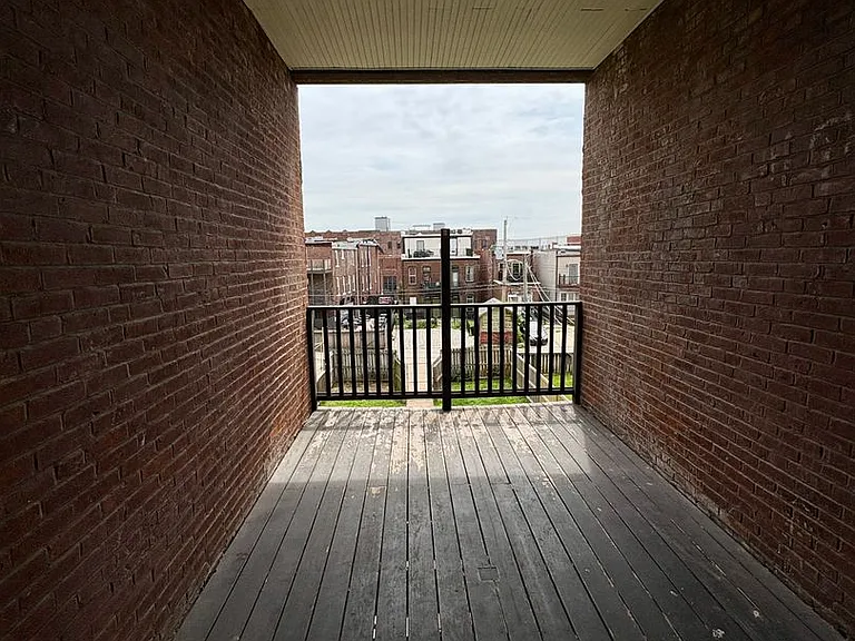 2406 S. 10th — Photo 16