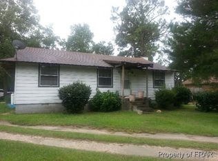 534 Thelma Searles Rd, Spring Lake, NC 28390