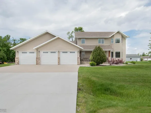 1023 Sugar Dr, Argusville, ND 58005