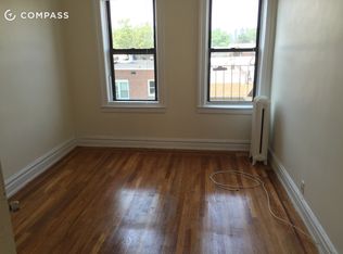 3252 33rd St #D/10, Astoria, NY 11106