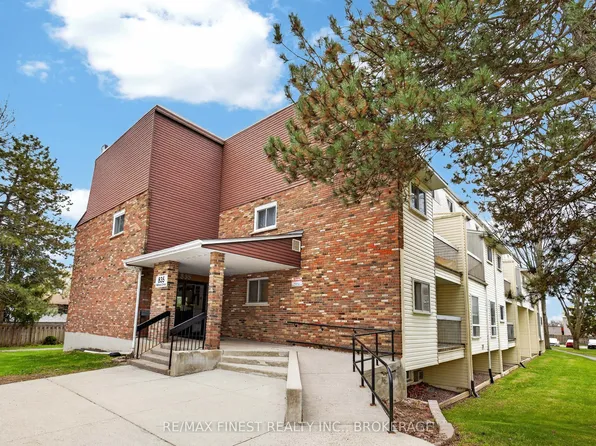 835 Milford Dr #110, Kingston, ON K7P 1A7