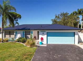 181 Mentor Dr, Naples, FL 34110