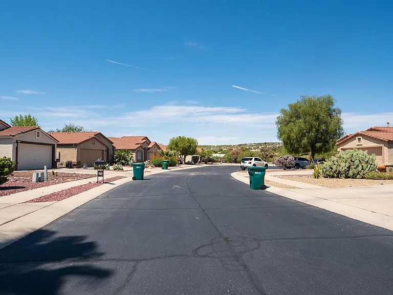 4926 N Sabino Gulch Ct — Photo 28
