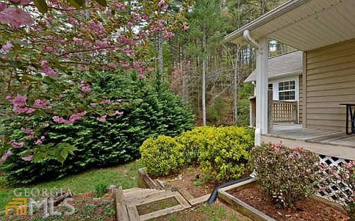 5th image of 293 Nichols Branch Ln