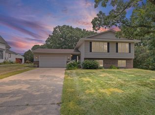 320 Eagle Lake Rd N, Big Lake, MN 55309