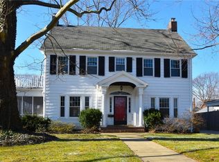 3006 Huntington Rd, Shaker Heights, OH 44120