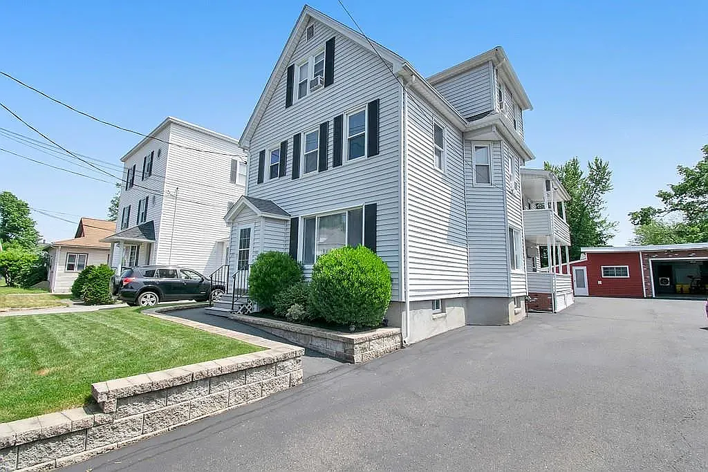 2 bed, 800 sqft, $1,500 — Photo 1