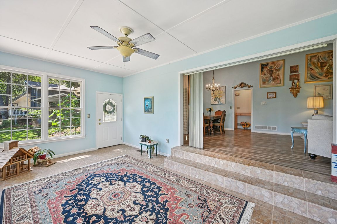 Cameron Cir-S0307-013.jpg