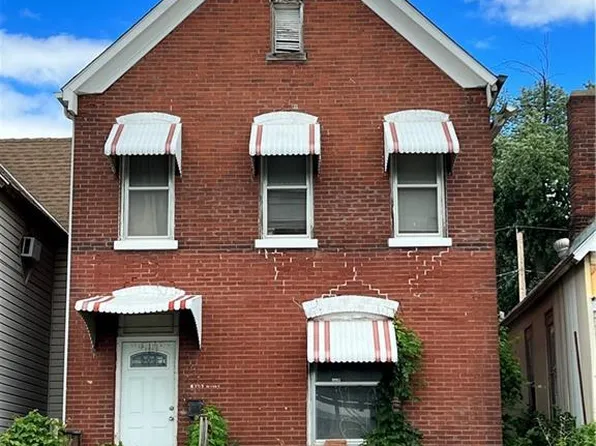 2707 Holly St, Kansas City, MO 64108