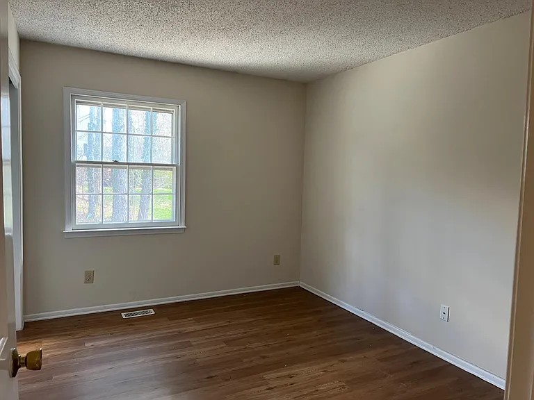 3925 E Valley Ct #G — Photo 23