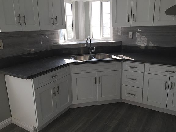 4th image of 5908 Fayette St #3/4