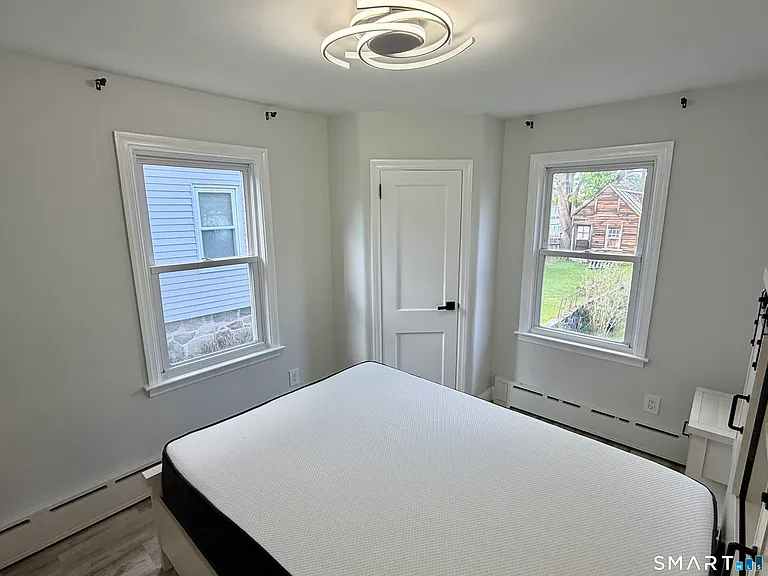 163 Beechwood Ave — Photo 7