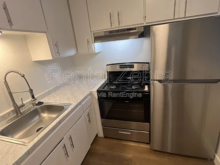 Vista Linda Apartments — Photo 35