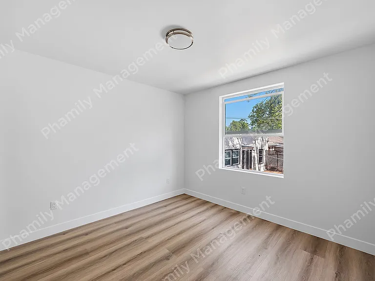 3215 Poplar Blvd #A — Photo 5