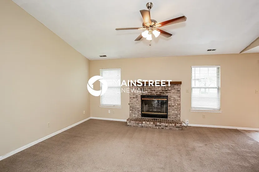 11702 Shannon Pointe Rd — Photo 4
