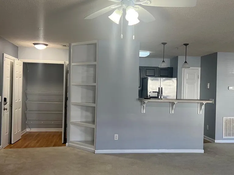 3477 Forestdale Dr #2D — Photo 3