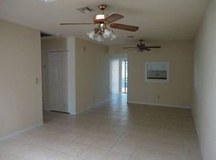 1412 SE 8th Ave, Cape Coral, FL 33990